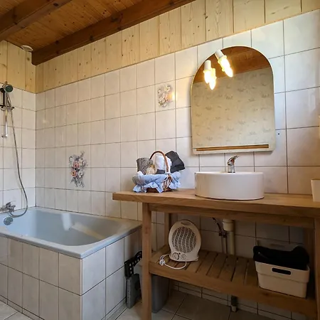 Spacieux A Rochesson, Pres De Gerardmer, Avec Garage, Cheminee, Wifi Et Equipements Complets - Fr-1-589-167