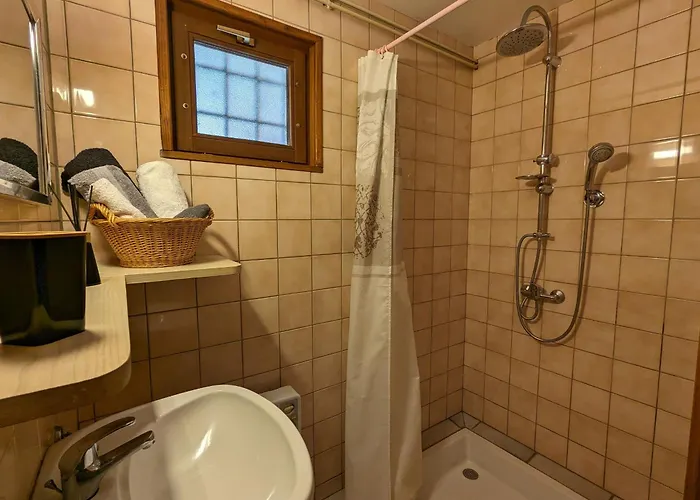 Spacieux A Rochesson, Pres De Gerardmer, Avec Garage, Cheminee, Wifi Et Equipements Complets - Fr-1-589-167 Prázdninový dům Rochesson